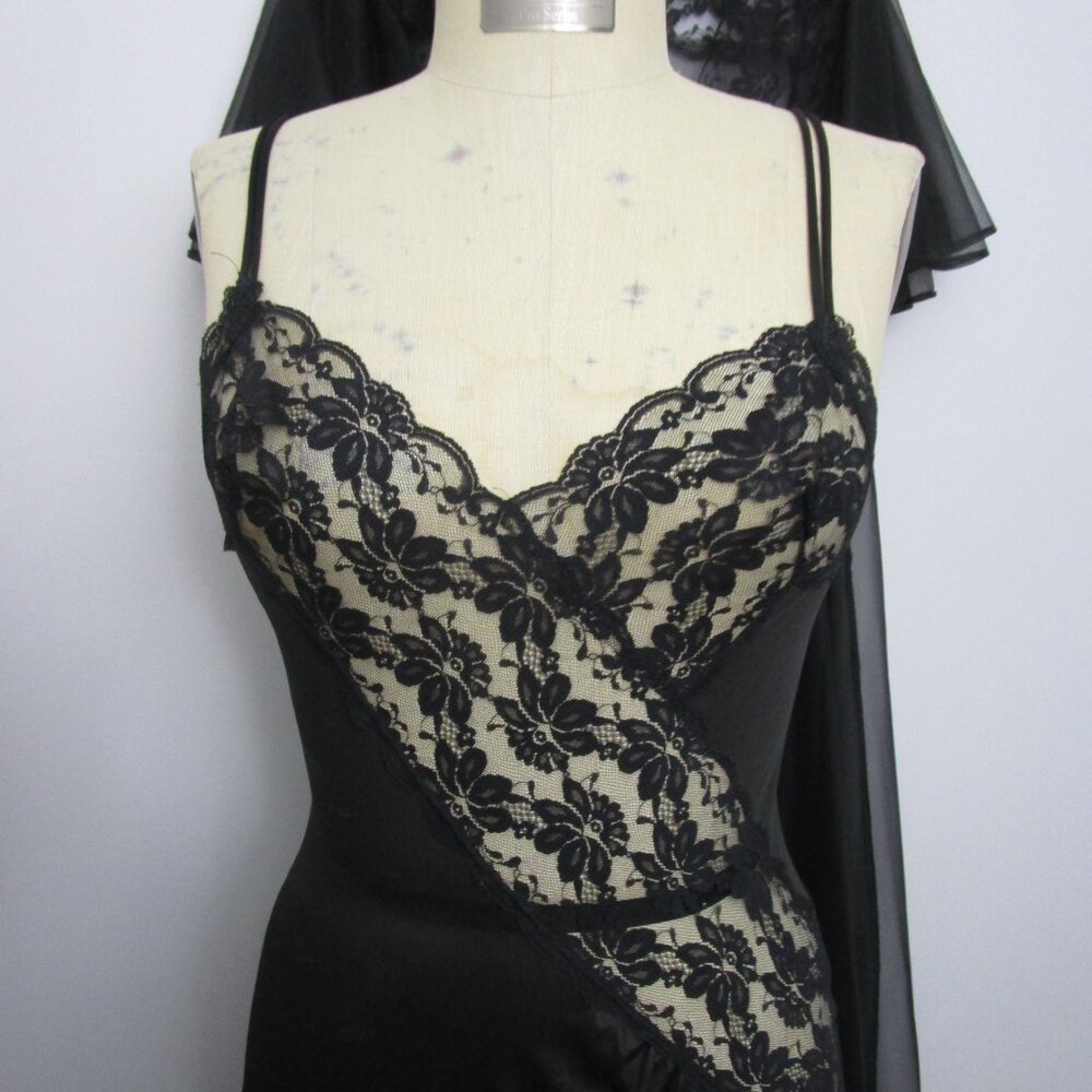 Black Peignoir Set Night Gown Robe Vintage Huge Sweep - Picture 6 of 16